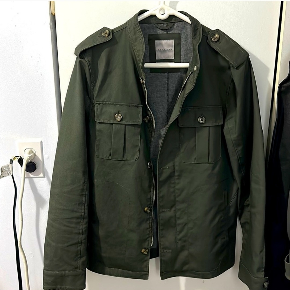 Zara men's green jacket.